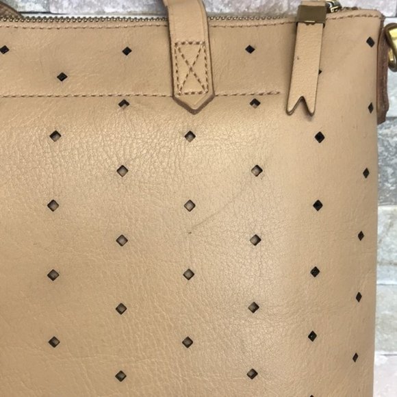 🔥Host Pick🔥Madewell Mini Transport Perforated Leather Tote - Picture 9 of 10